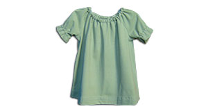Nähanleitung und kostenloses Schnittmuster  für ein Babykleid.