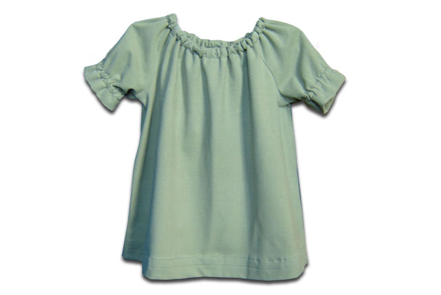 Schnittmuster Kinderkleid Vorn