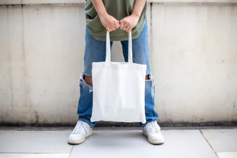 Warum sind Einkaufstaschen ein universelles Accessoire?